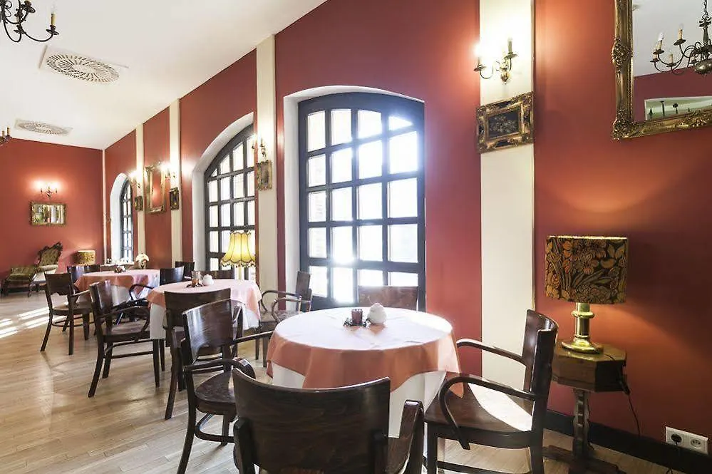 Fort Hotel Warsaw